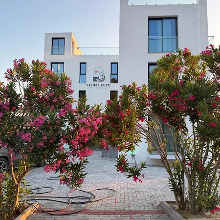 Отель Vasilia Cove Boutique